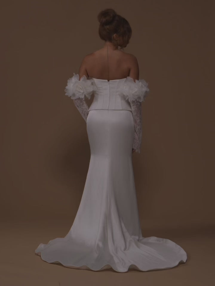 Load video: The Evangeline Look - Try On